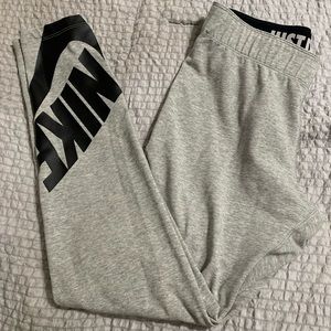 Nike leggings
